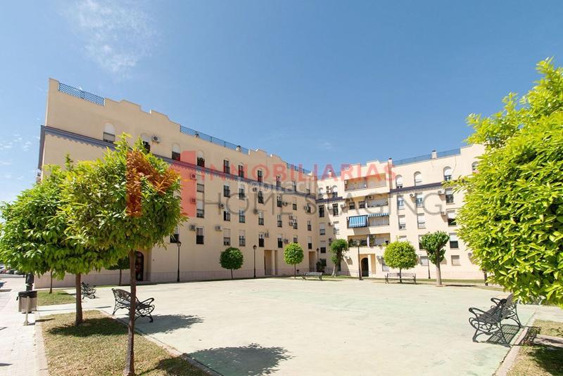 Foto 6e53bf81-0d97-4473-8c53-6dd588731b01. Appartamento con parcheggio piscina in Avenida de Europa Montequinto