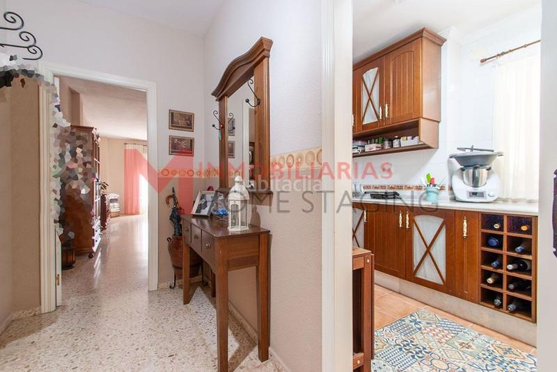 Foto 5f133385-81a9-4a03-8629-c91de67ab192. Piso en Avenida de Europa Montequinto