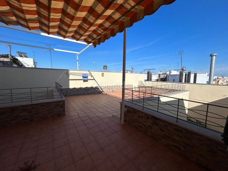 Foto 0b44c595-7ccf-4be1-b48a-b10c4edfbf1f. Semi detached house with heating parking in Vista Azul - Consolación Dos Hermanas