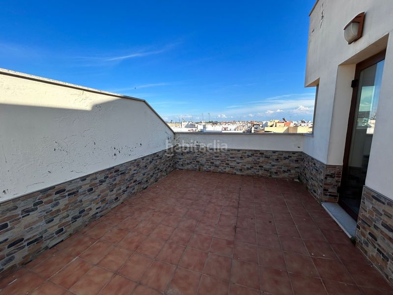 Foto 4d84fc95-cf32-4514-bc76-d03e2c014f93. Semi detached house with heating parking in Vista Azul - Consolación Dos Hermanas