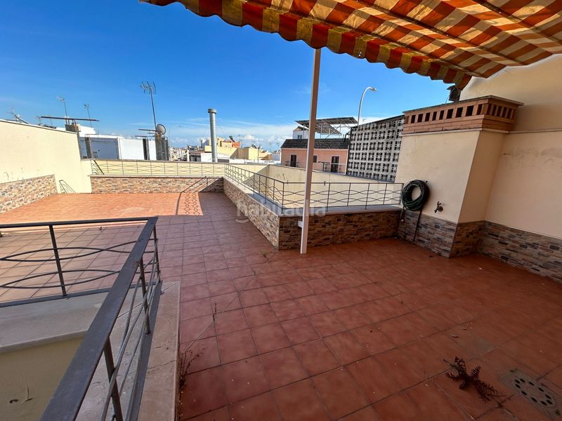 Foto 6b462f95-055f-4935-b4fb-86e3fe09ec23. Semi detached house with heating parking in Vista Azul - Consolación Dos Hermanas