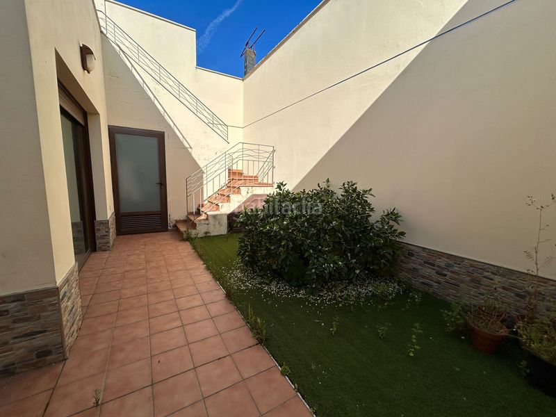 Foto b0eb208e-3dda-426d-b552-d56a58d2359b. Semi detached house with heating parking in Vista Azul - Consolación Dos Hermanas