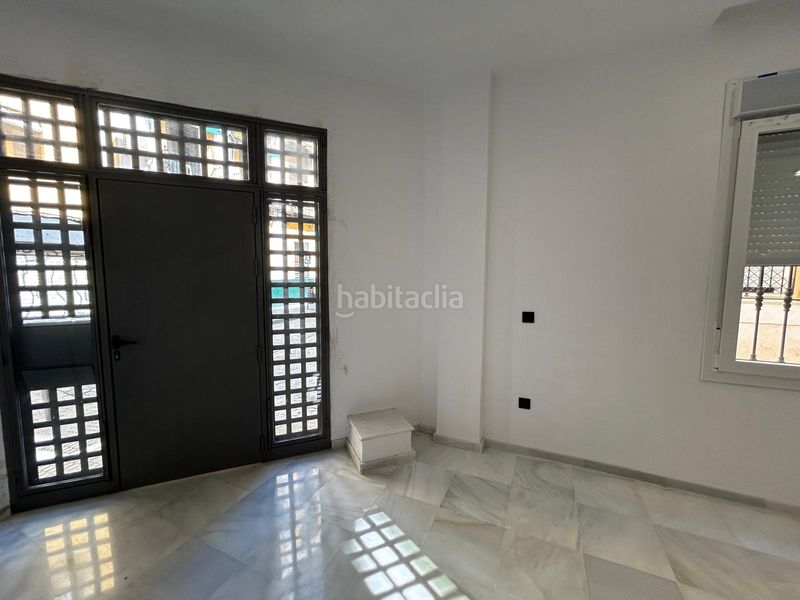 Foto f333c996-36a5-4813-9200-536c6206085f. Dúplex a calle virgen del carmen dolorosa 69 a Feria Sevilla