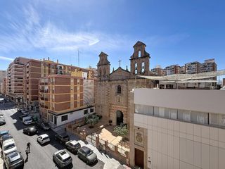 Lloguer Pis  Calle ancha del carmen. Piso a estrenar en una zona privilegiada junto a la iglesia del