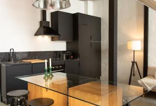 Lloguer Apartament  Calle carril. Apartamento situado muy cerca de calle mármoles