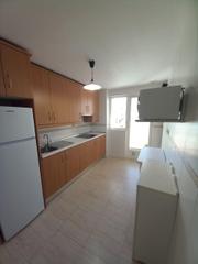 Lloguer Apartament  Calle georges bizet. ¡piso con terraza a un paso del vialia!