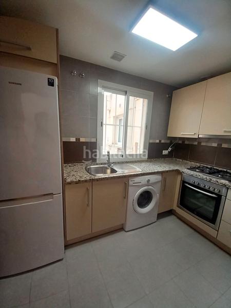 Foto 82a81cf3-f373-4918-953b-e1228f9fd661. Alquiler apartamento estupendo apartamento al lado del hospital civil y el centro en Málaga