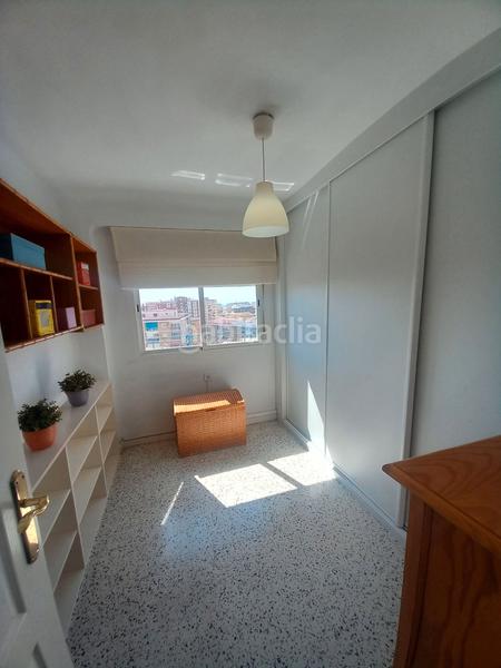 Foto 3c578c9f-1c90-46cc-ad54-4bd395050255. Lloguer pis a Parque Victoria Eugenia Málaga