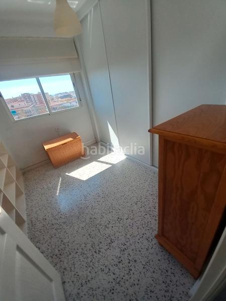 Foto f80d10e8-83a4-4ccd-9081-e8dd804a4373. Lloguer pis a Parque Victoria Eugenia Málaga