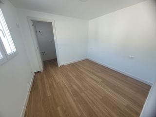 Alquiler Apartamento  Calle caballero del febo. Fantástico apartamento sin amueblar en puerto de la torre.