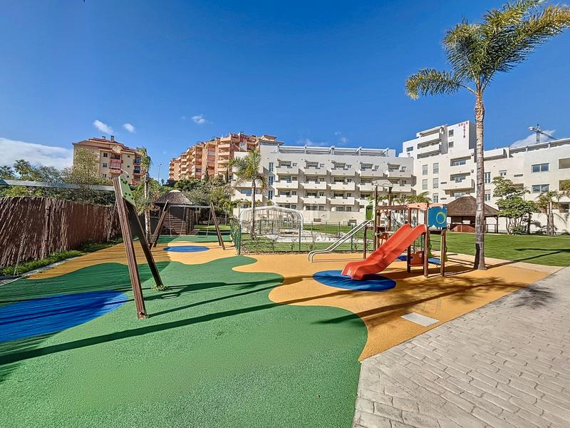 Foto 66a92cc0-1e2c-42db-aa18-55d7f5597daf. Location appartement avec parking dans Riviera del Sol Mijas