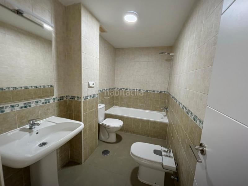 Foto ab9da217-662f-4658-ab19-651d742e0a0b. Lloguer pis amb aparcament a Parque Victoria Eugenia Málaga