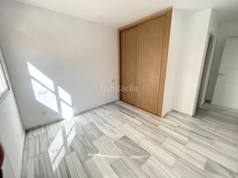 Foto de1366a8-662d-44e4-8762-8bc477a27fba. Lloguer pis amb aparcament a Parque Victoria Eugenia Málaga