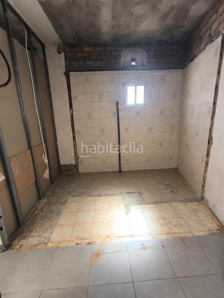 Foto 8f217ffc-b15e-43cb-b594-1b8aab04db6d. Lloguer local comercial a Los Almendros - El Limonero - El Tomillar Málaga