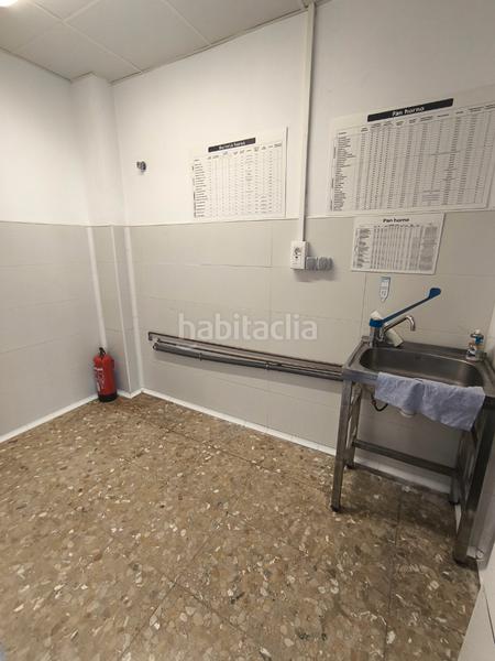 Foto f15b551d-8f7f-478c-abe5-717370be5152. Lloguer local comercial a Los Almendros - El Limonero - El Tomillar Málaga