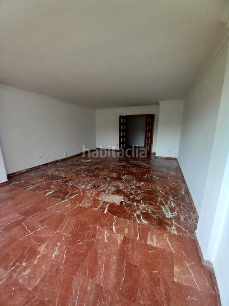 Foto 27f5977b-e0f5-4ba7-8ba7-3a309d84f096. Location appartement avec parking piscine dans Limonar Málaga