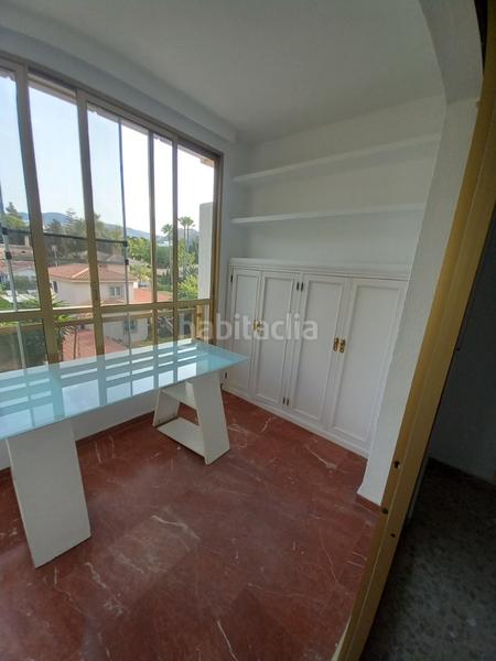 Foto 5e6252d0-9c29-47ac-9346-99af94888e26. Location appartement avec parking piscine dans Limonar Málaga