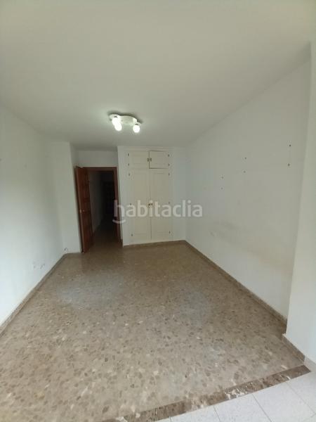 Foto 8dacfc88-7f95-4065-b3bd-fb47f0577c24. Location appartement avec parking piscine dans Limonar Málaga