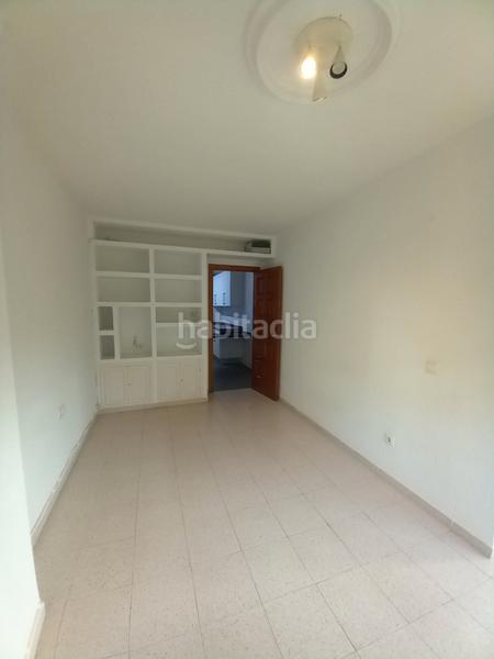 Foto 9de35e5f-9623-4ab8-b108-26e9e7843a3e. Location appartement avec parking piscine dans Limonar Málaga
