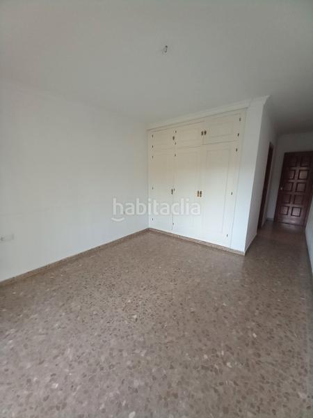 Foto abb3fd3a-916f-4fac-a146-b13cb3deb232. Location appartement avec parking piscine dans Limonar Málaga