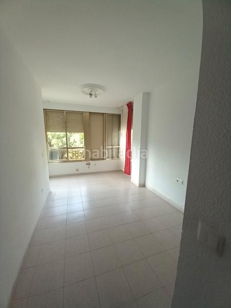 Foto c7f6a297-cb60-44f6-ad72-93ba77ea9e51. Location appartement avec parking piscine dans Limonar Málaga
