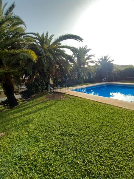 Foto ca960290-10d3-45ab-b616-02d9f349b010. Location appartement avec parking piscine dans Limonar Málaga