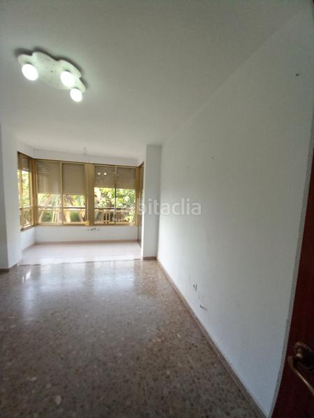 Foto f0f8aeb4-f259-4410-8dc7-af3e1a8b6580. Location appartement avec parking piscine dans Limonar Málaga