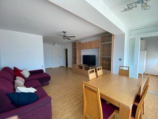 Lloguer Pis  Calle cuarteles. Magnífica vivienda en cuarteles