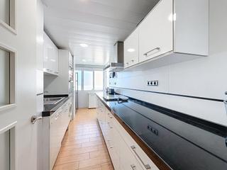 Rent Flat  Calle cuarteles. Magnífica vivienda en cuarteles