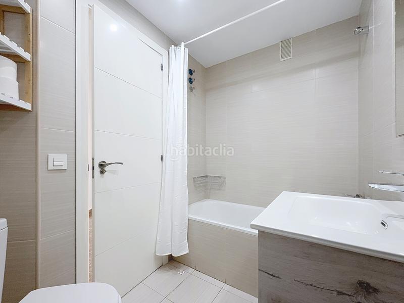 Foto bfb8b85b-5dbd-4a4f-90d4-0df5177e3bd7. Alquiler piso  en el Limonar con piscina y terraza en Málaga