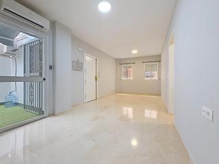 Lloguer Apartament  Calle almona. ¡a un paso del centro histórico con patio!