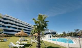 Affitto Piccolo appartamento  Avenida mar de alborán. Vivienda de ensueño junto a la playa de los alamos.