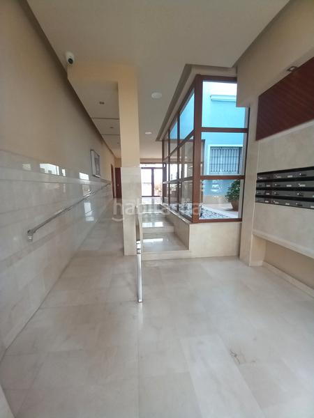 Foto 49705aff-0725-425d-b33d-cd39d3549595. Lloguer apartament amb piscina a La Victoria Málaga