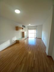 Location Appartement  Alameda de barceló. ¡piso semi-amueblado en la alameda de barceló! ¡con parking!
