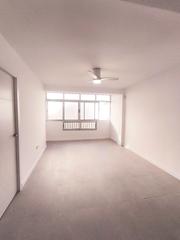 Location Appartement  Pasaje david. Junto a vialia y a un paso del centro, ¿lo vemos?