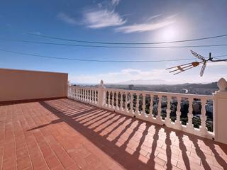 Miete Haus  Calle el clarinete. Magnífica vivienda con espectaculares vistas a toda málaga