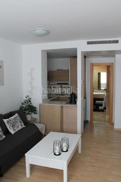 Foto f73f4f90-a1e7-462c-8f35-272edfe02cb1. Alquiler estudio  a dos minutos de la playa en Málaga