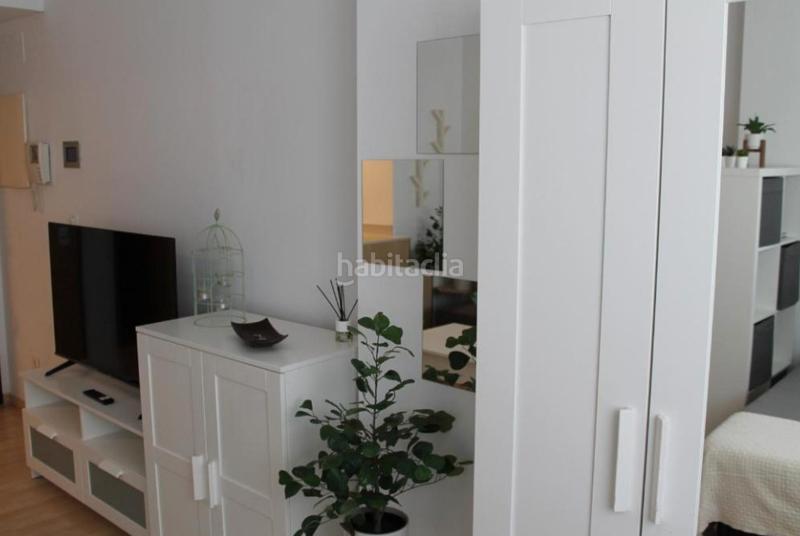 Foto c229e41b-178f-480d-a5e2-fe9d25a1b2aa. Location studio avec piscine dans Paseo Marítimo Oeste - Pacífico Málaga