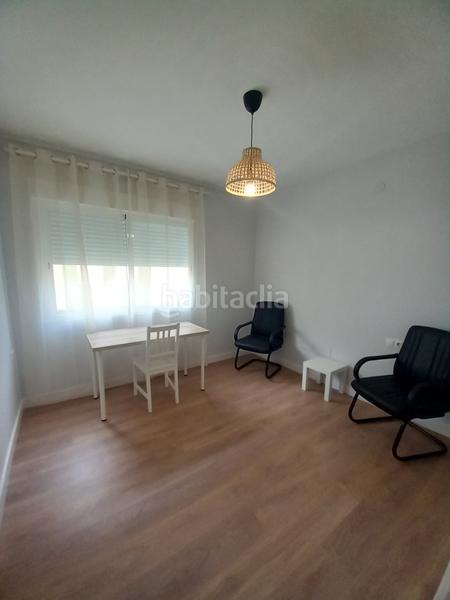 Foto e9fb59b3-2e13-4457-b051-61312109c4be. Lloguer pis a Cristo de la Epidemia Málaga