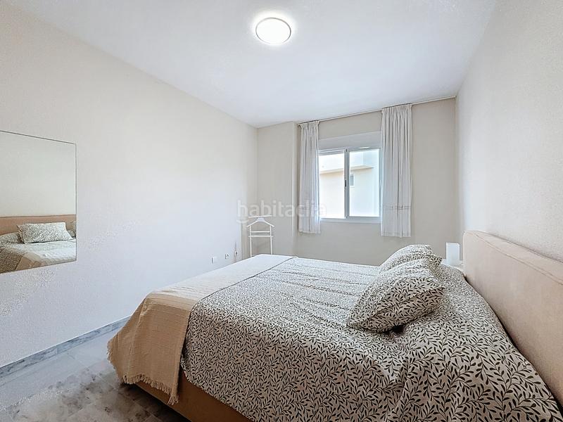 Foto 01c28d87-a7af-4e45-93d5-fe45eb1fa883. Alquiler ático  con terraza a pocos minutos de la playa en Benalmádena