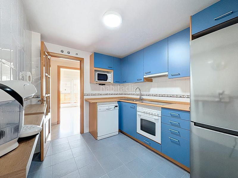 Foto 21ff40e5-3e8d-4e8b-9296-0f6c0d30282f. Miete dachwohnung mit parking pool in Zona Centro Comercial Torrequebrada Benalmádena