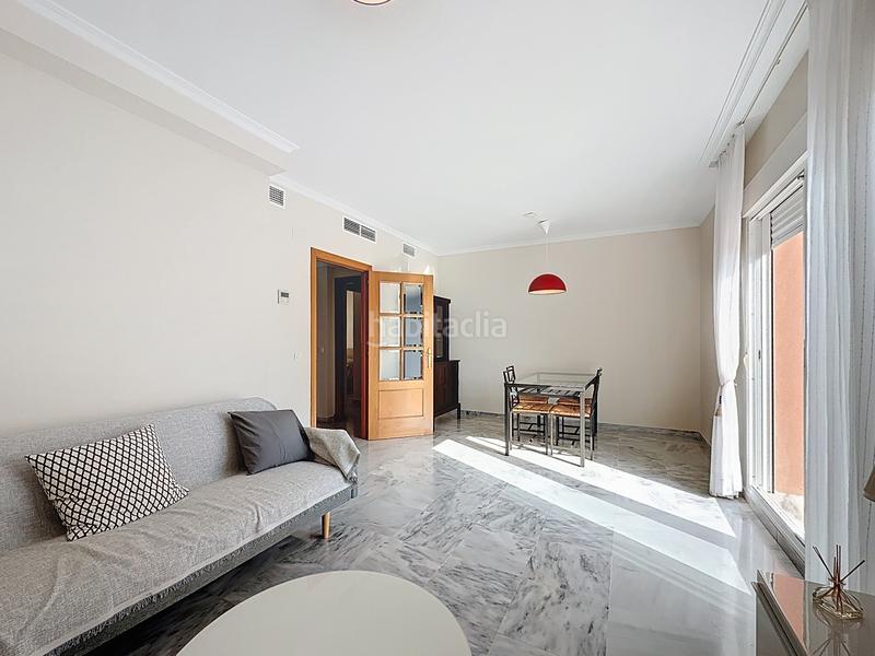 Foto e2333c46-c200-430b-acd1-9fb1df2d64f5. Miete dachwohnung mit parking pool in Zona Centro Comercial Torrequebrada Benalmádena