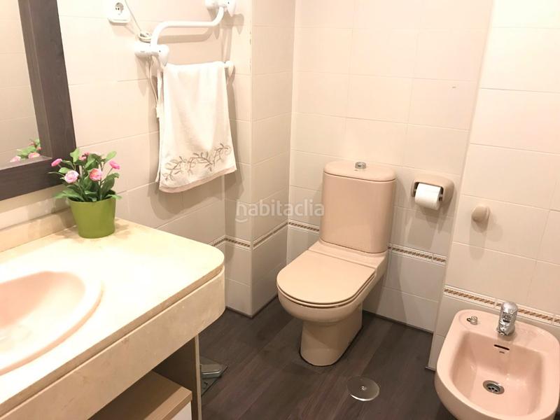 Foto 67a77918-d7a2-48da-b43f-4a9acec2432a. Location appartement avec parking piscine dans Paseo Marítimo Oeste - Pacífico Málaga