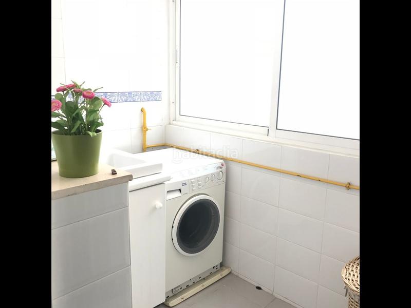 Foto 24e3706b-bcfa-43c3-94d4-e36995befae7. Rent flat with parking pool in Paseo Marítimo Oeste - Pacífico Málaga