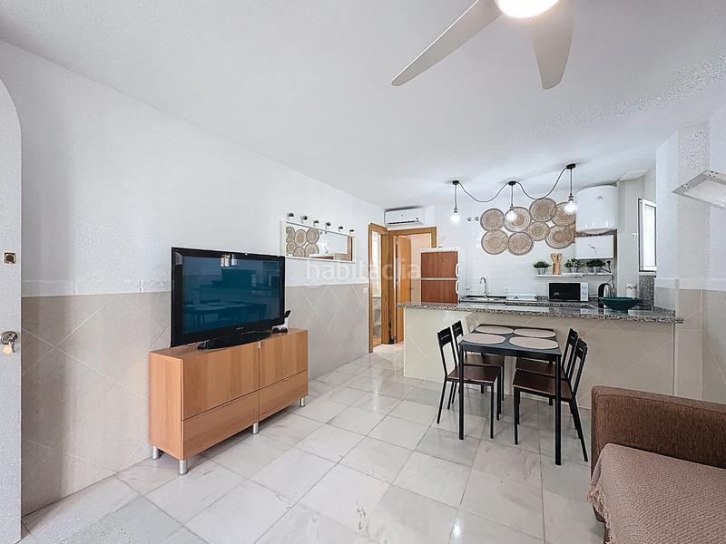 Foto 6db01c54-b079-45c1-8c85-71fba9422fd2. Alquiler apartamento alquiler apartamento máximo 6 meses en Benalmádena