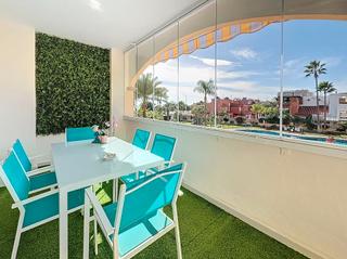 Miete Etagenwohnung  Calle carlos cano. Flechazo inmobiliario: vivienda con 2 dormitorios y piscina comu