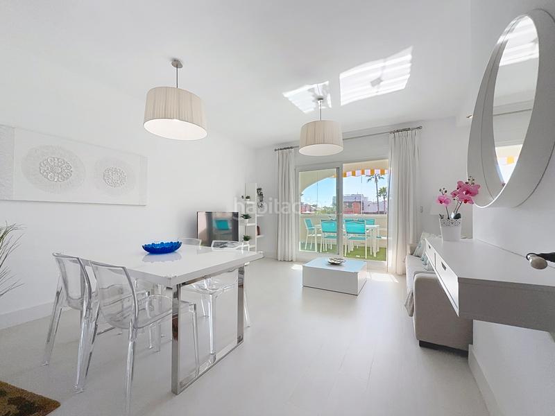 Foto 4c8c8036-5faf-4548-b3c8-a24dd55672f9. Alquiler piso flechazo inmobiliario: vivienda con 2 dormitorios y piscina comunitaria en Torremolinos