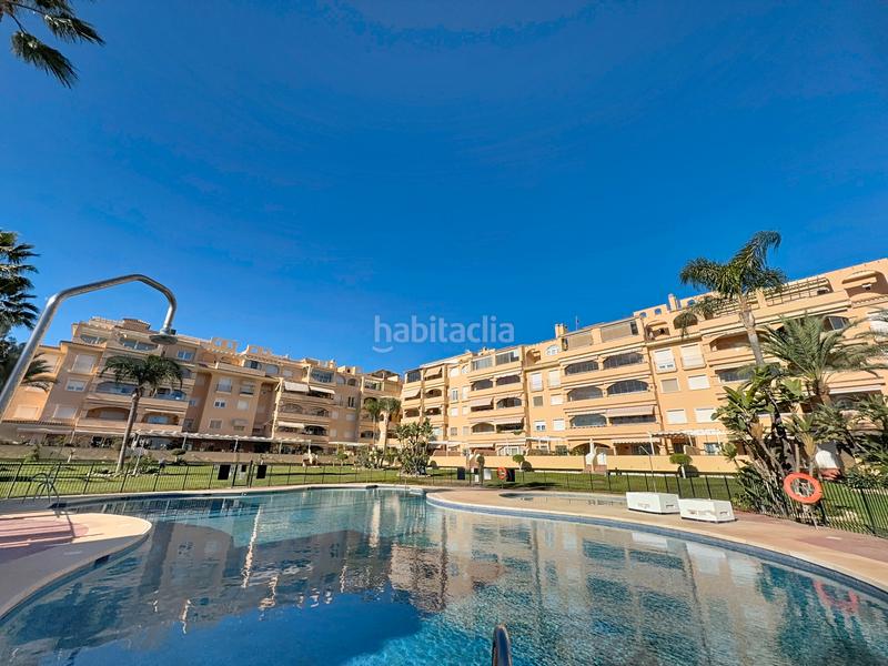 Foto 48a31a65-3c6a-4be4-96be-e80ce855ce73. Miete etagenwohnung mit pool in Los Álamos Torremolinos