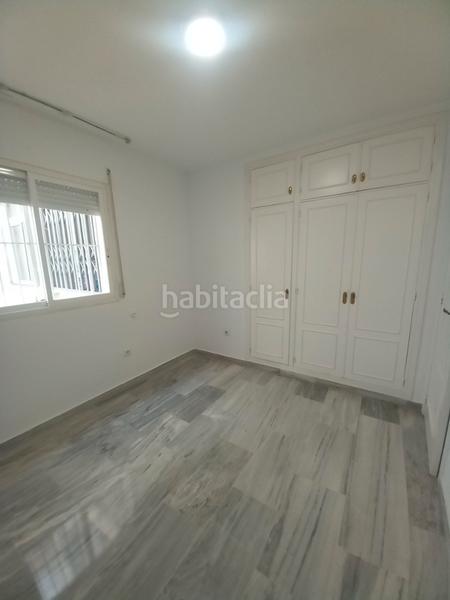 Foto 2eb85412-be91-47b1-b744-2bdf3ab60e48. Alquiler piso  sin amueblar en pedregalejo en zona muy tranquila en Málaga