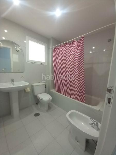 Foto 9ee0ca82-a8a4-4847-bc05-691bf467e045. Alquiler piso  sin amueblar en pedregalejo en zona muy tranquila en Málaga